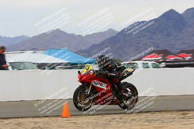 media/Jan-15-2022-CVMA (Sat) [[711e484971]]/Race 11 Amateur Supersport Middleweight/